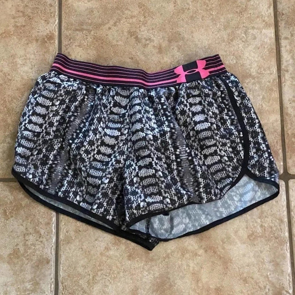 Under Armour Black Pink Sz XS Running Shorts w/Built in Underpants Heat Gear - Picture 10 of 10